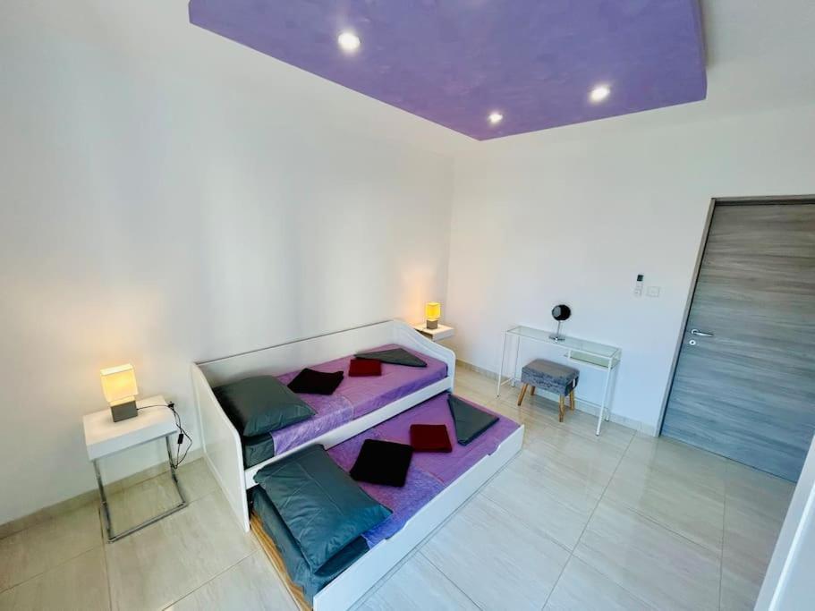 Cosy Home Close To The Sea, King-Size Bed San Pawl il-Baħar Kültér fotó